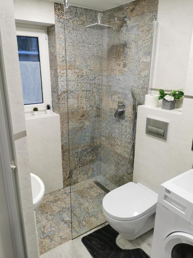 Apartament Alpa Kudowa-Zdrój Exteriör bild